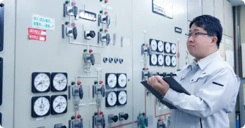 電気の業務風景