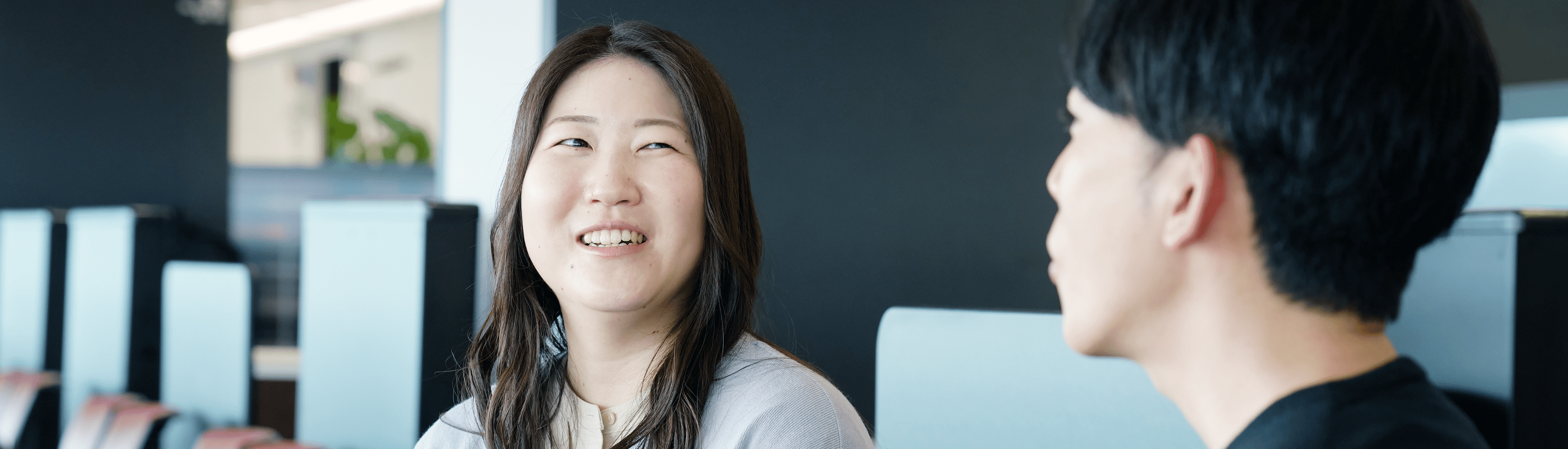 中堅社員座談会の様子