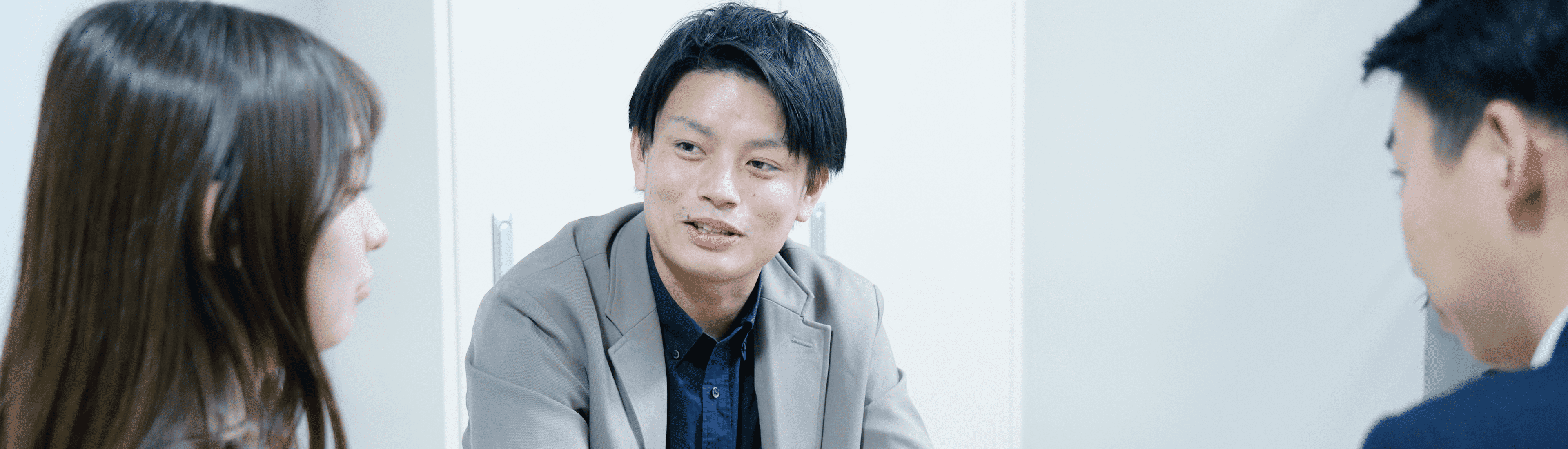 若手社員座談会の様子